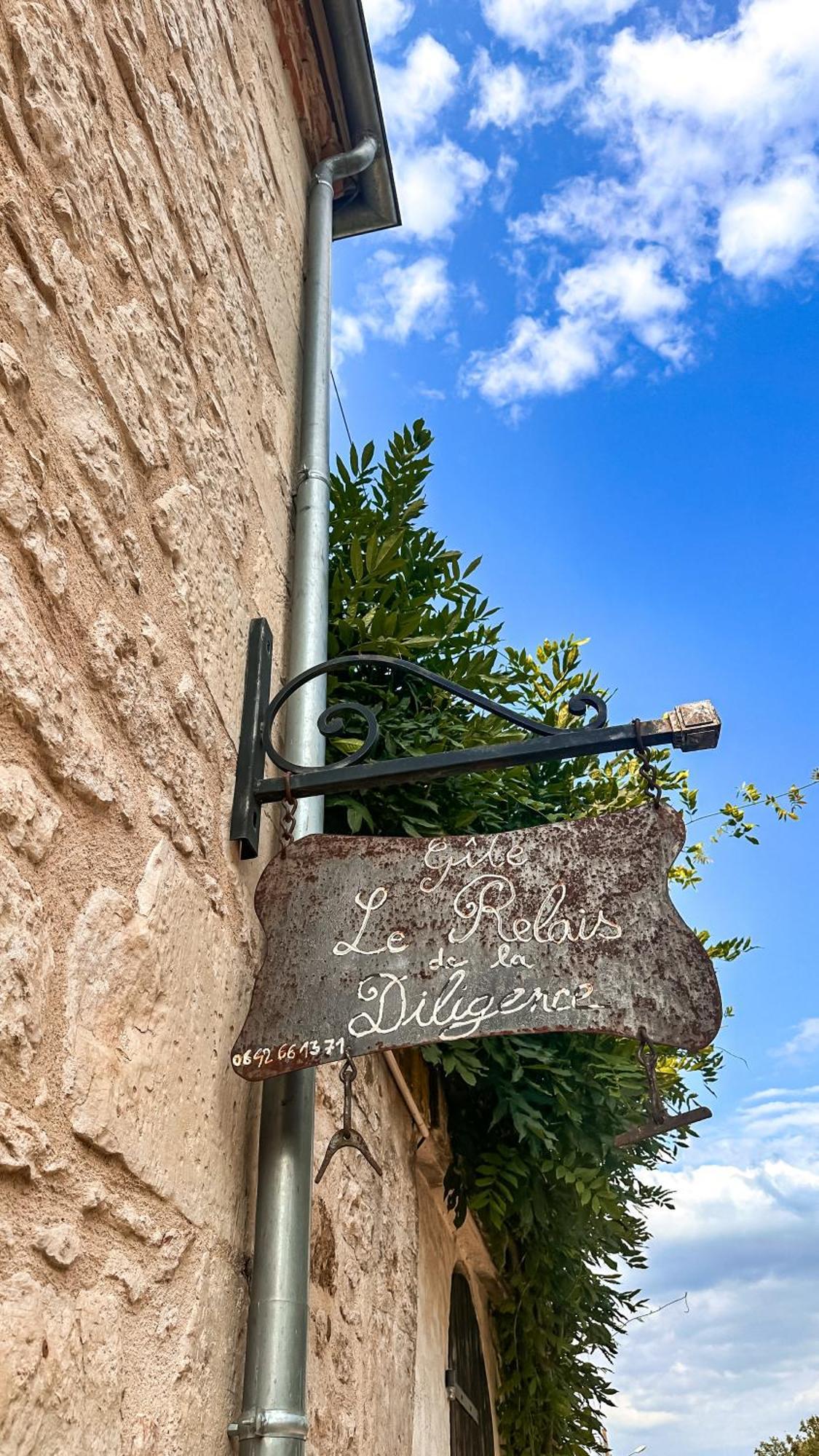 Gite Le Relais De La Diligence Saint-Lazare Экстерьер фото