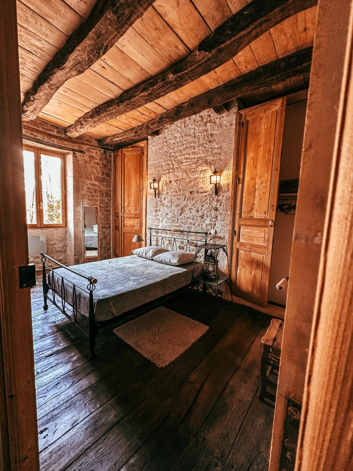 Gite Le Relais De La Diligence Saint-Lazare Экстерьер фото