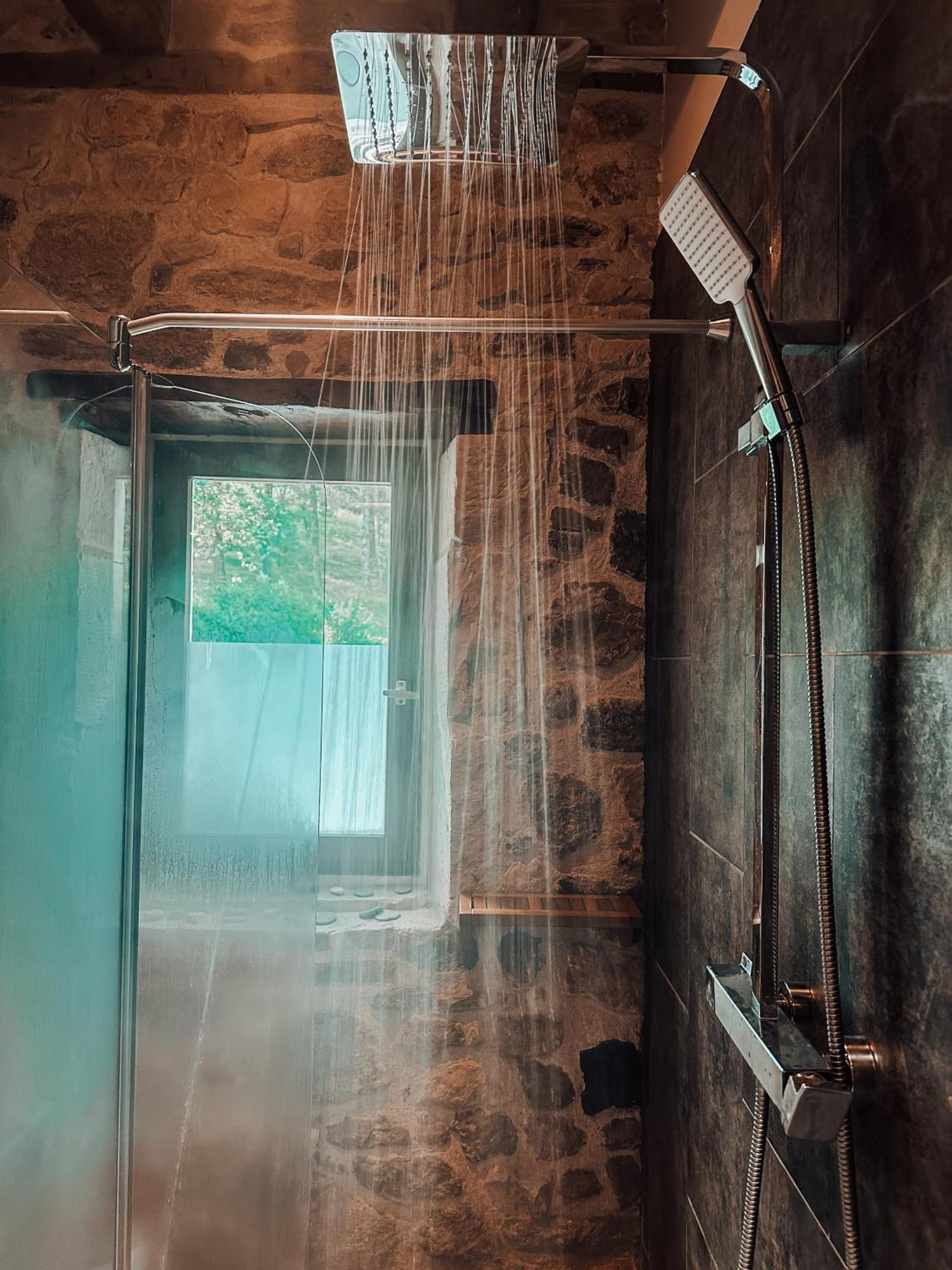 Gite Le Relais De La Diligence Saint-Lazare Экстерьер фото